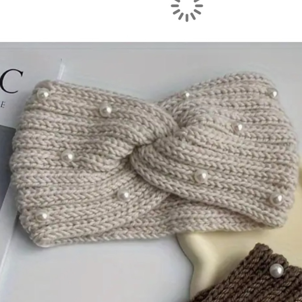 Pearl adorned cream headband